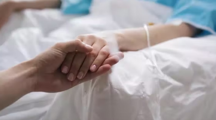Волонтери евакуювали дівчину до лікарні / ілюстративне фото з відкритих джерел 